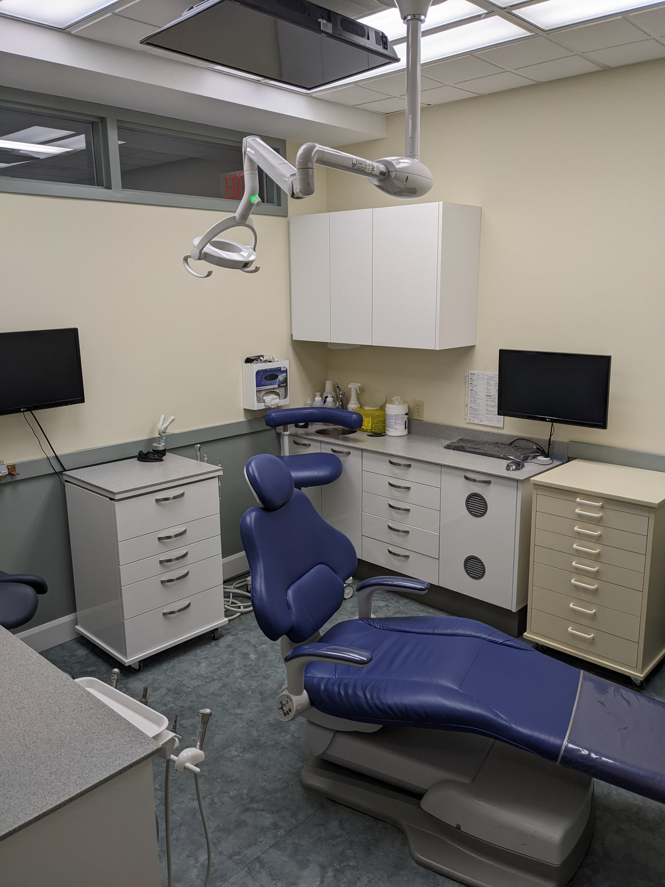 Inside Boler Dental, view 4