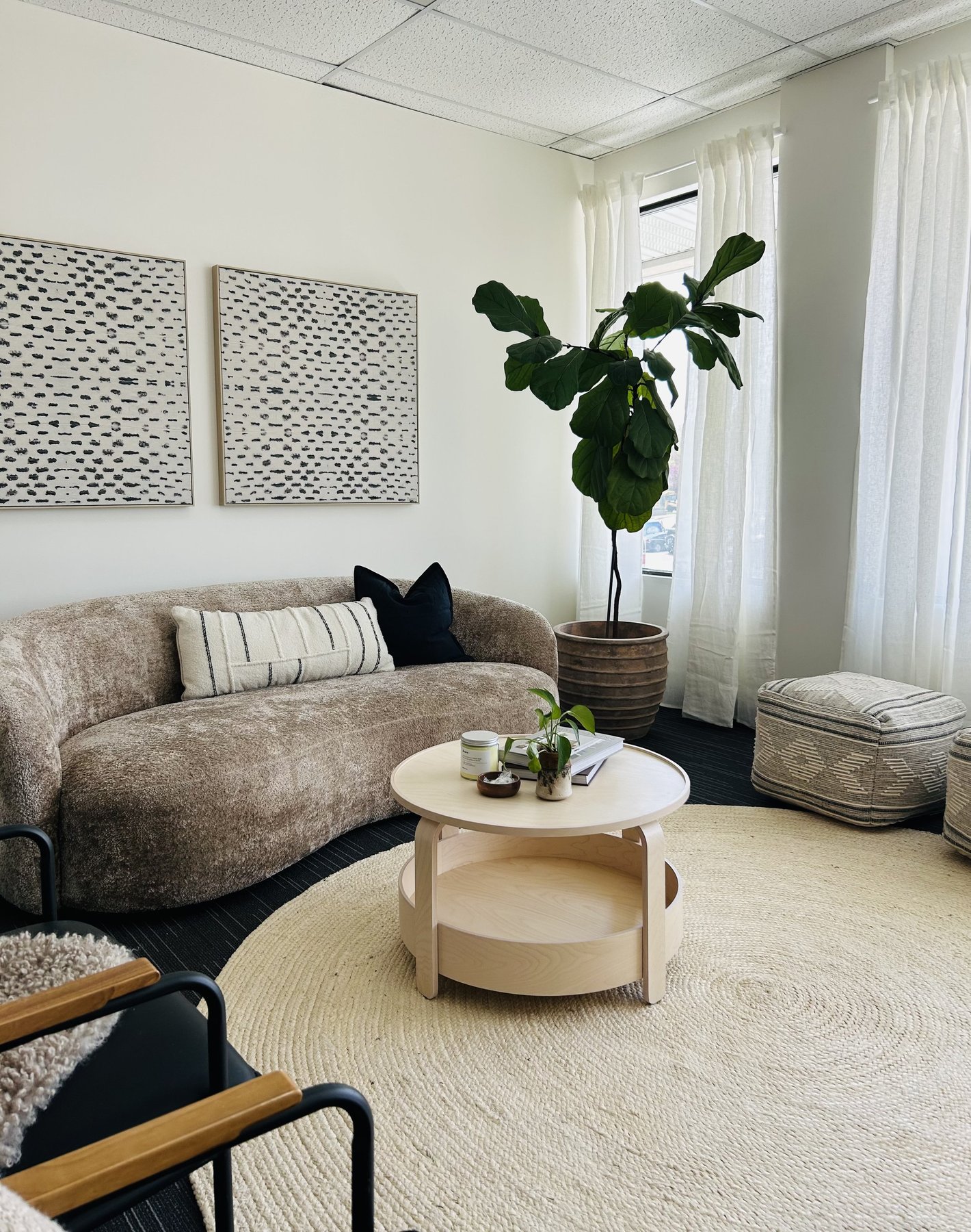 Rebirth Wellness Byron Village, a quiet calming space for mental health counselling on Commissioners Road in London Ontario.