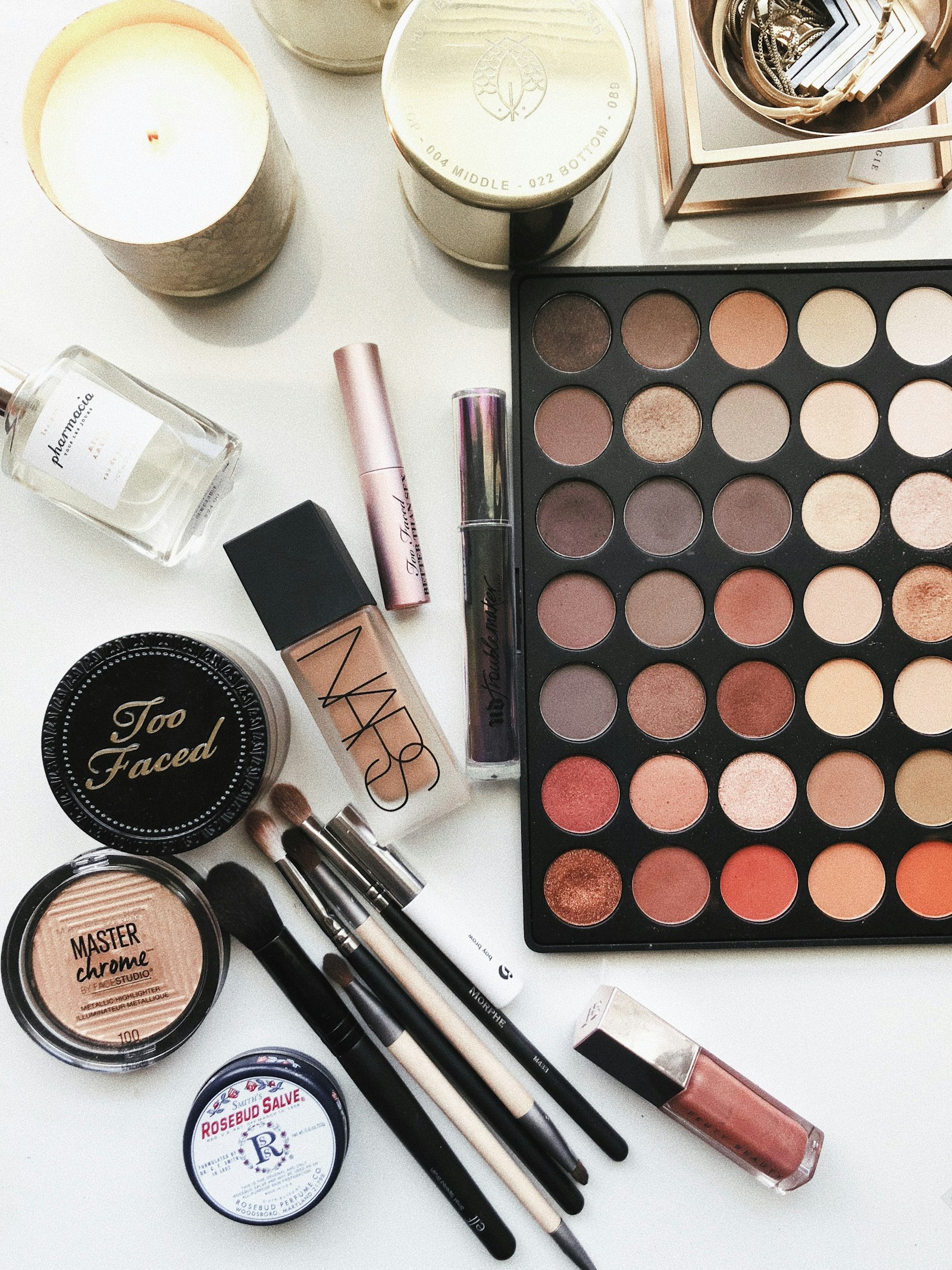Studio details, Total Beauty Ooohh La Lashes, Byron London ON