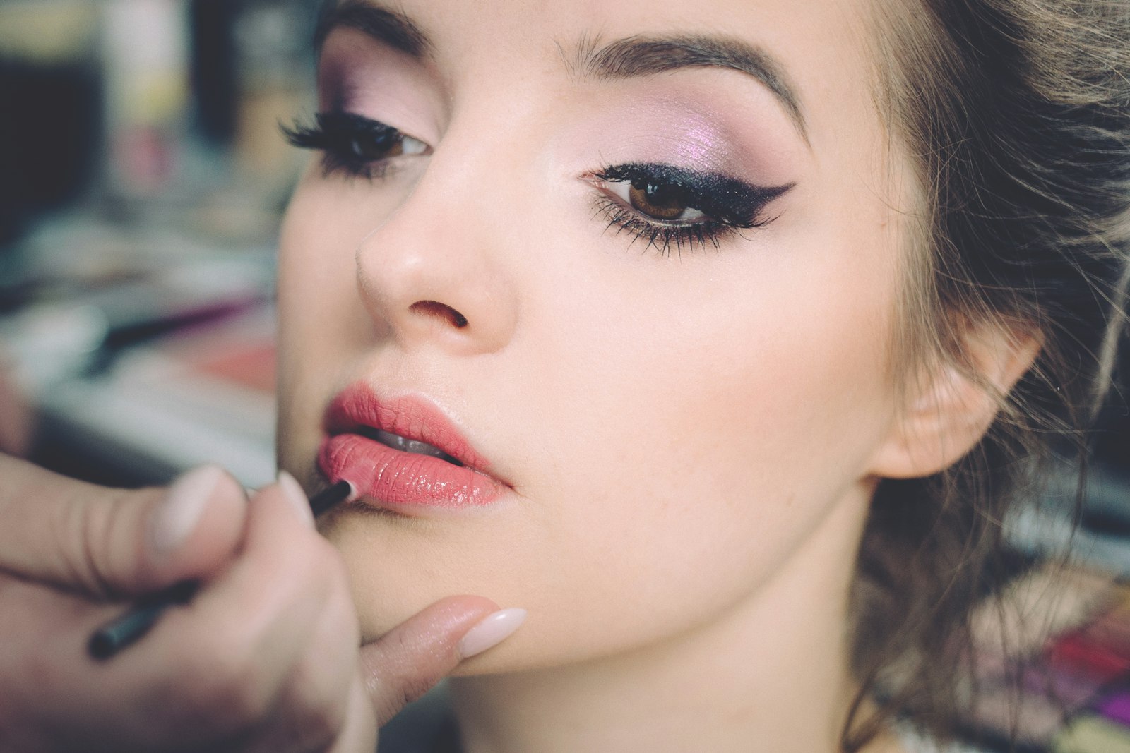 Soft glam eye, Total Beauty Ooohh La Lashes, Byron London ON